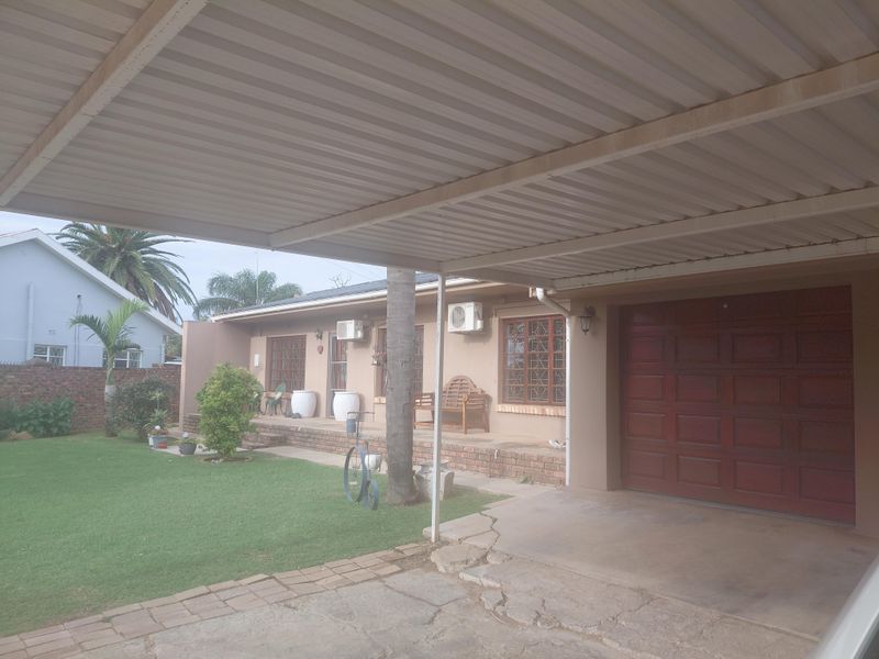 Family Home in Quiet Bothasrus, Despatch - Photo 4