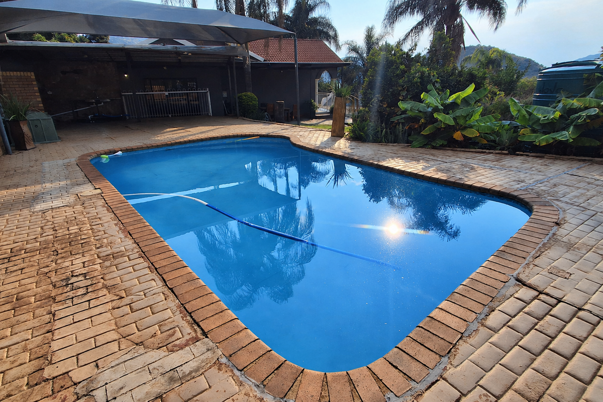 Discover Your Dream Home in Safari Gardens, Rustenburg – R2,900,000! - Photo 4