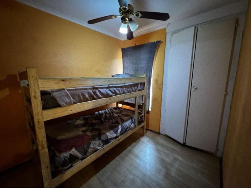 Neat Townhouse for sale, perfect for family livivng - Photo 7