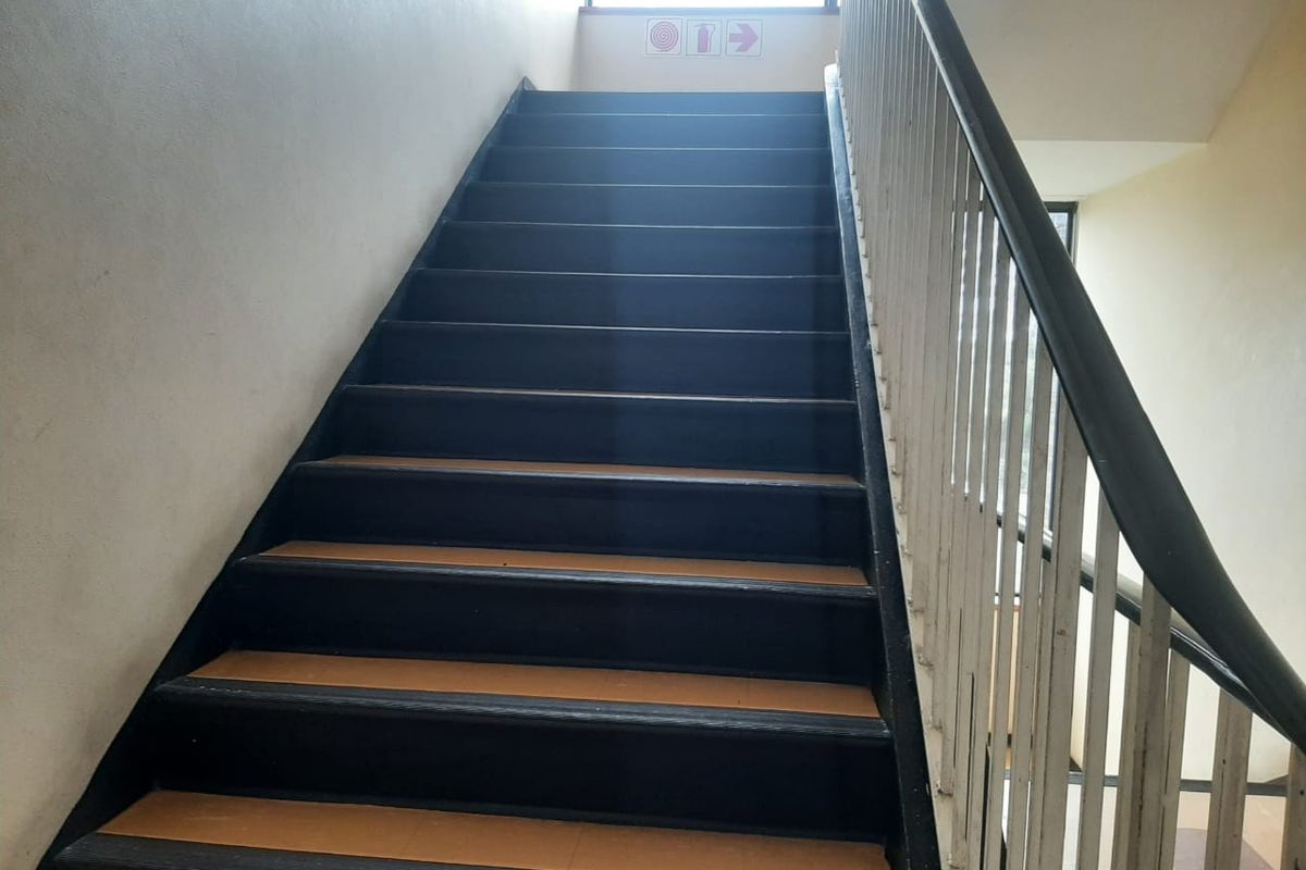 3 bedrooms flat for sale in Southernwood - Photo 2
