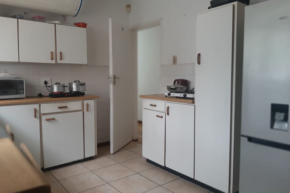 3 bedrooms flat for sale in Southernwood - Photo 4