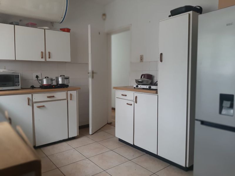3 bedrooms flat for sale in Southernwood - Photo 4