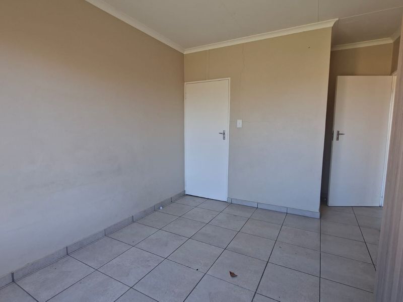 Marketing heading - The Ultimate Lifestyle At Waterkloof Hills Estate - Photo 10