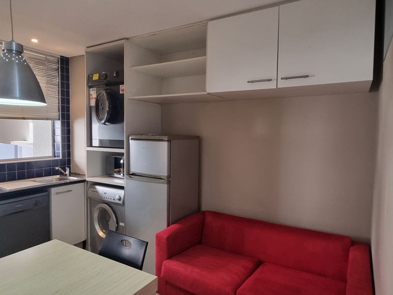 De Lux is describing this lovely unit - Photo 3