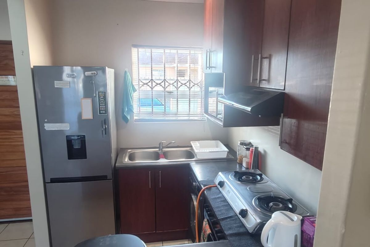 Charming 3-bedroom semi-detached home for rent in Parsons Ridge, Gqeberha—ideal for family living! - Photo 4