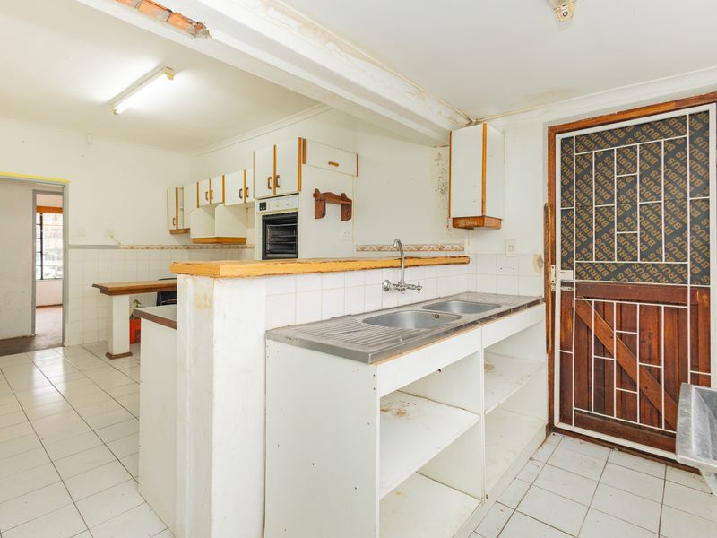 3 Bedroom House For Sale Belair Bellville - Photo 5