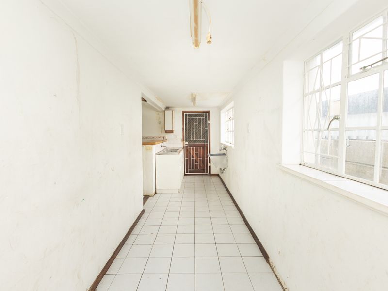 3 Bedroom House For Sale Belair Bellville - Photo 4