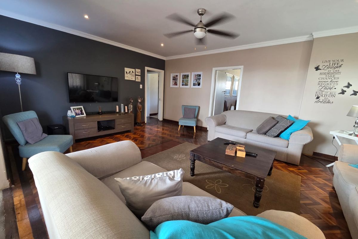 Immaculate Luxury Home with Harbour Views in Marlborough Park Bluff - Photo 4