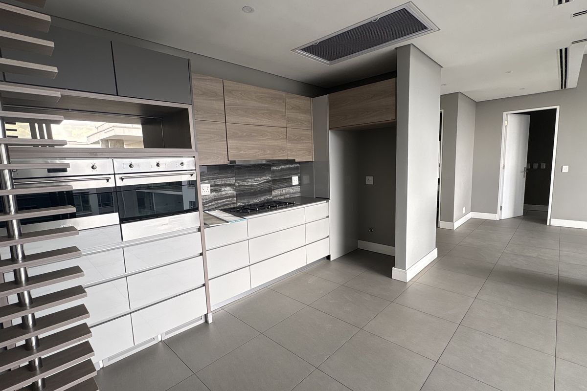 Executive Living Above the City- Starting bid from R4 599 999 online auction - Photo 4