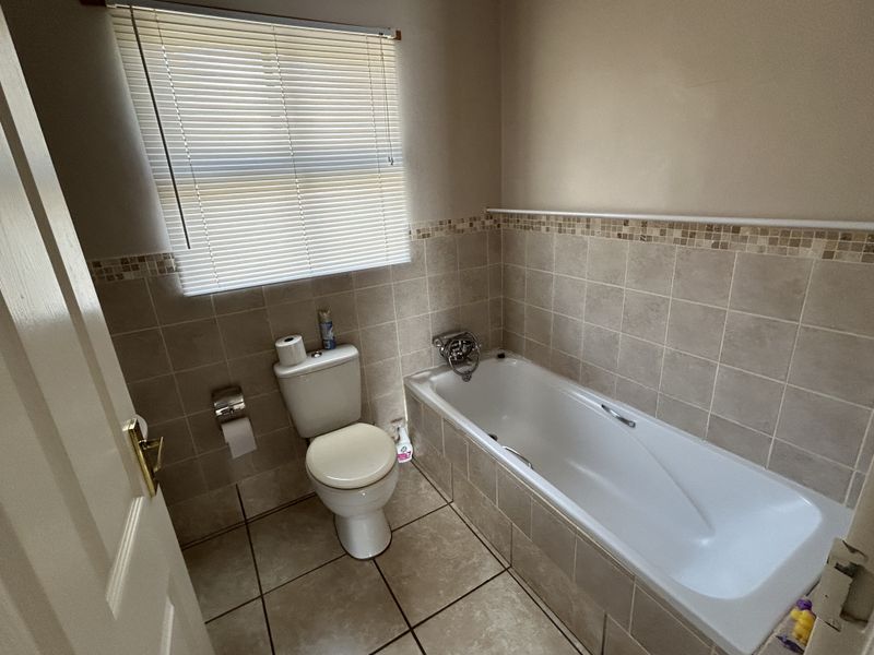 Apartment Rental Monthly In Hilton - Photo 10