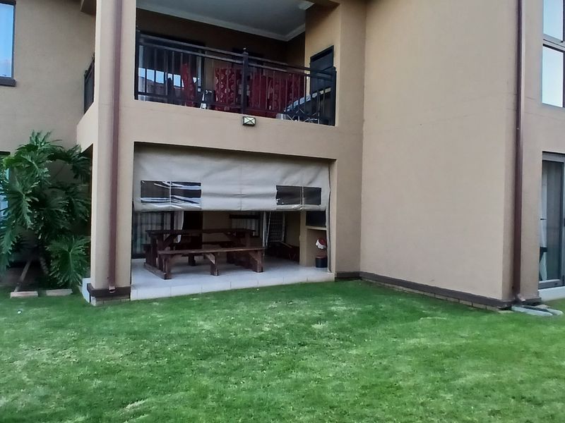 Modern ground townhouse 2 bedroom for sale in Comet - Photo 8