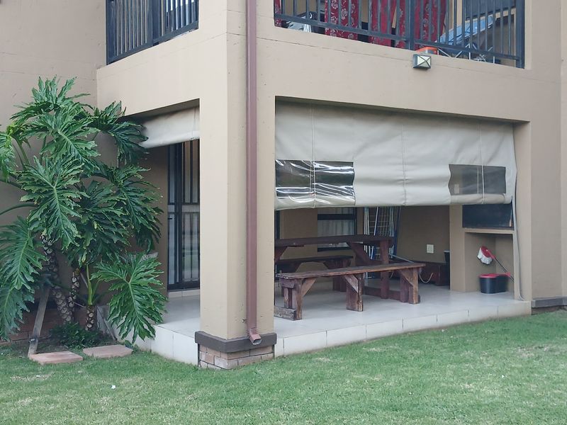 Modern ground townhouse 2 bedroom for sale in Comet - Photo 6
