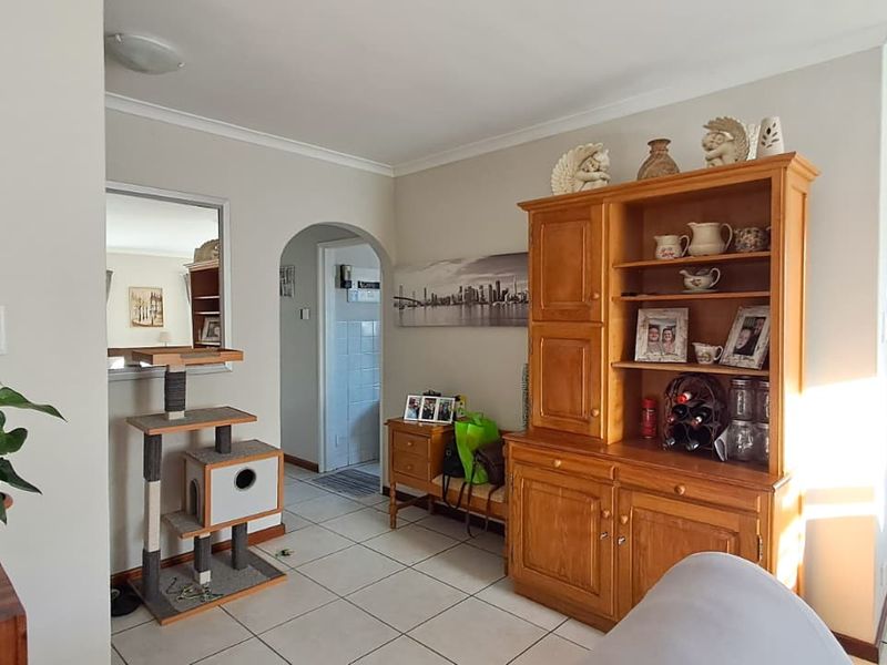 Spacious and well-maintained 3-bedroom family home ! - Photo 8