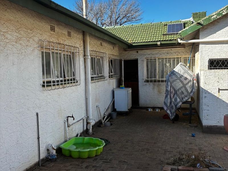 Pre-Hammer Opportunity – Secure Before Auction! Free standing home in Marlands - Photo 6