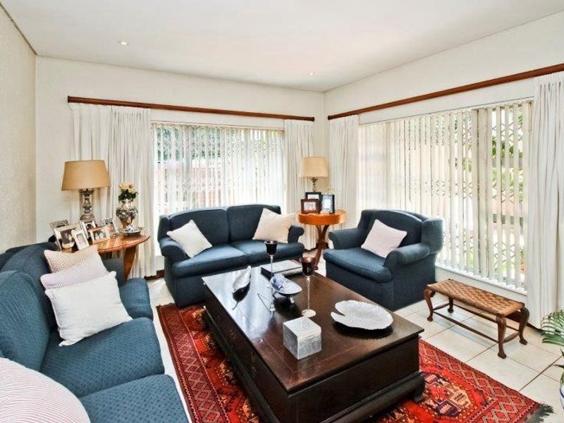 Sophisticated Living with Panoramic Views - Photo 4