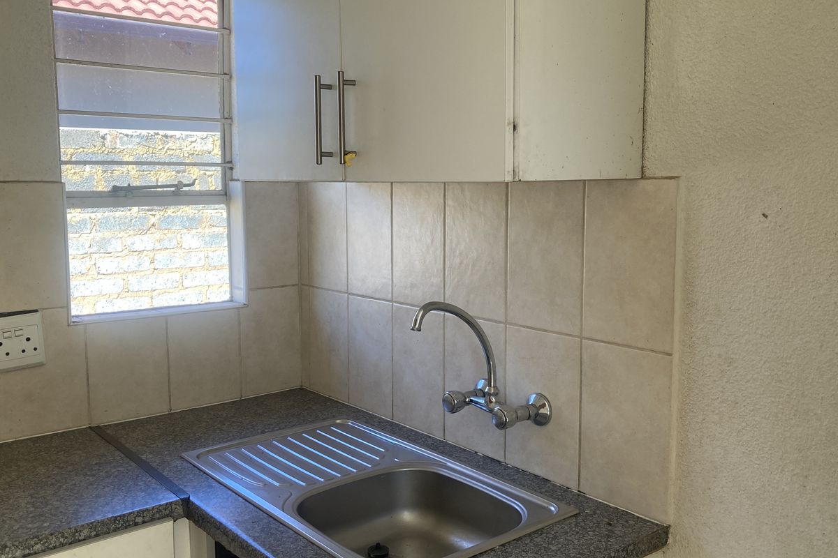 Affordable 2-Bedroom Opportunity for First-Time Buyers - Photo 3