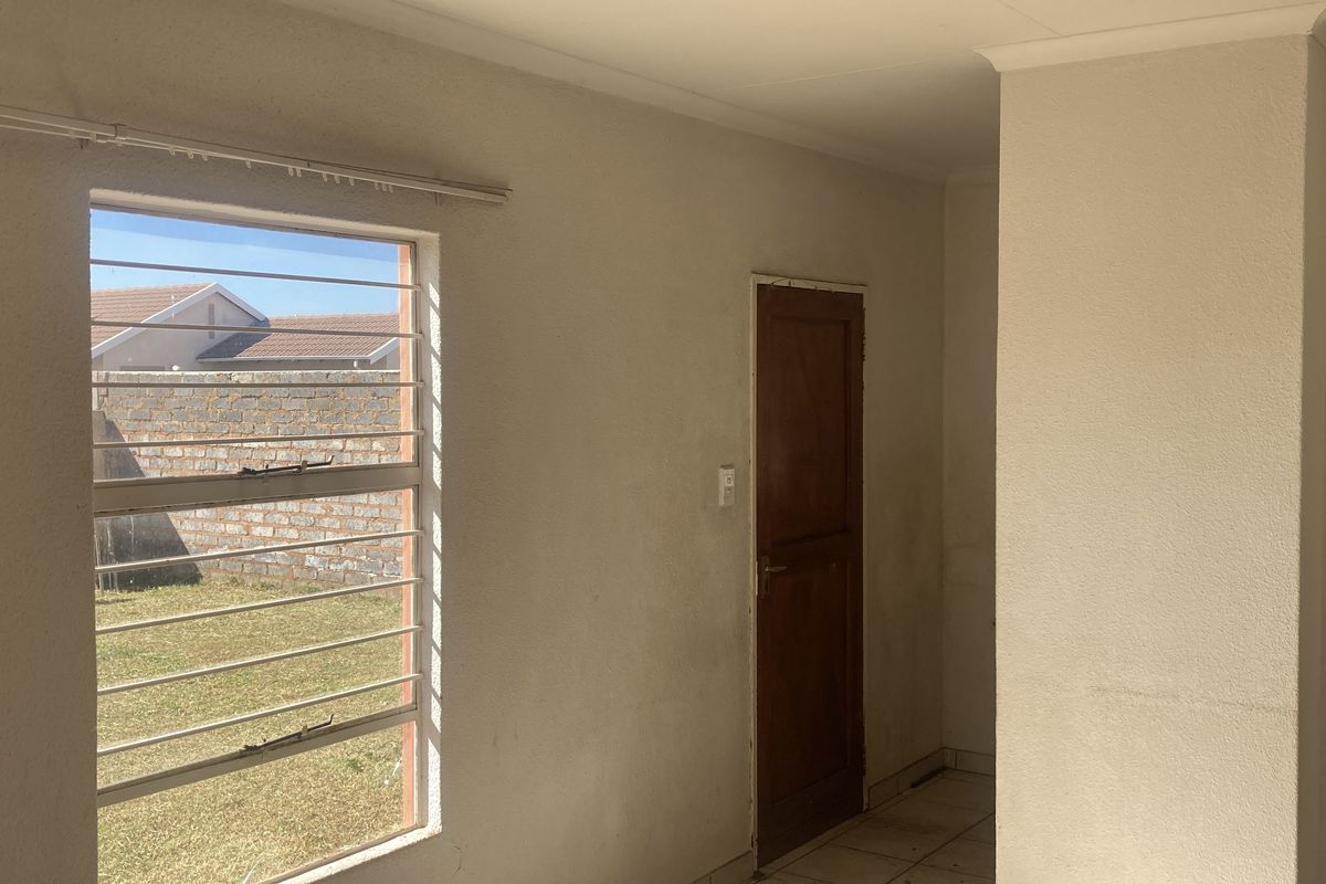 Affordable 2-Bedroom Opportunity for First-Time Buyers - Photo 4