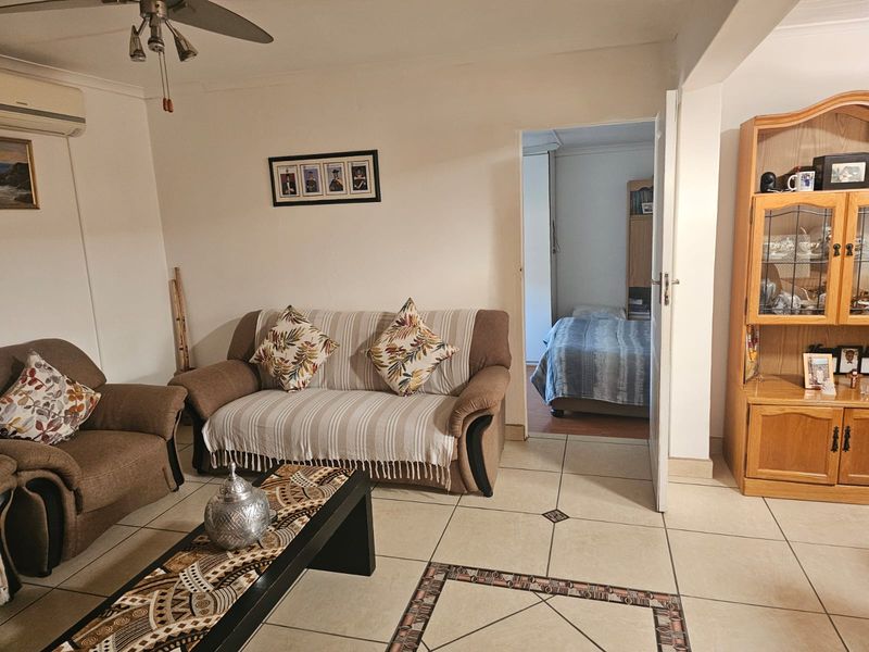 Spacious & Secure Family Home in Braelyn - Photo 8