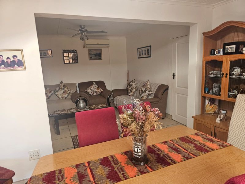 Spacious & Secure Family Home in Braelyn - Photo 6
