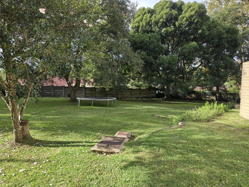 Large Property and Plenty of Accommodation in Hilton - Photo 2
