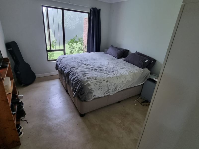 Large Property and Plenty of Accommodation in Hilton - Photo 10