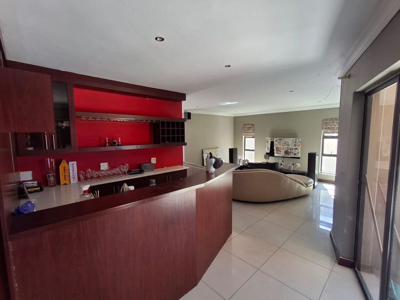 Estate living in Theresapark - Photo 3
