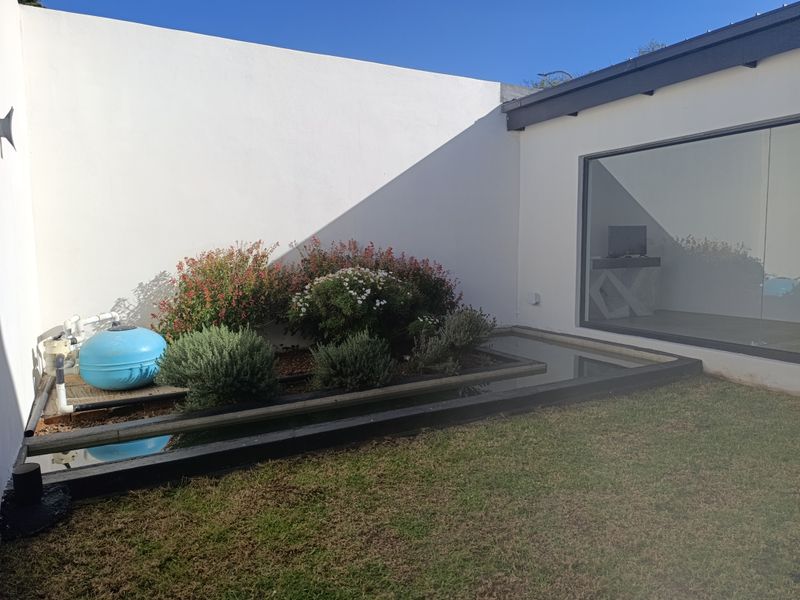 Luxury Meets Serenity - Photo 7