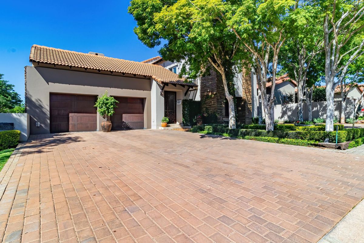 A Home of space, light, exceptional finishes and endless potential for sale - Photo 3