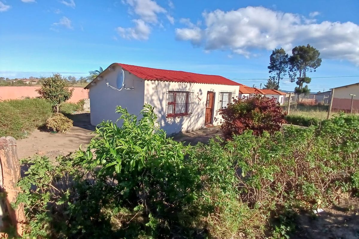 Affordable 4-Room House in the Heart of Mdantsane - Photo 3