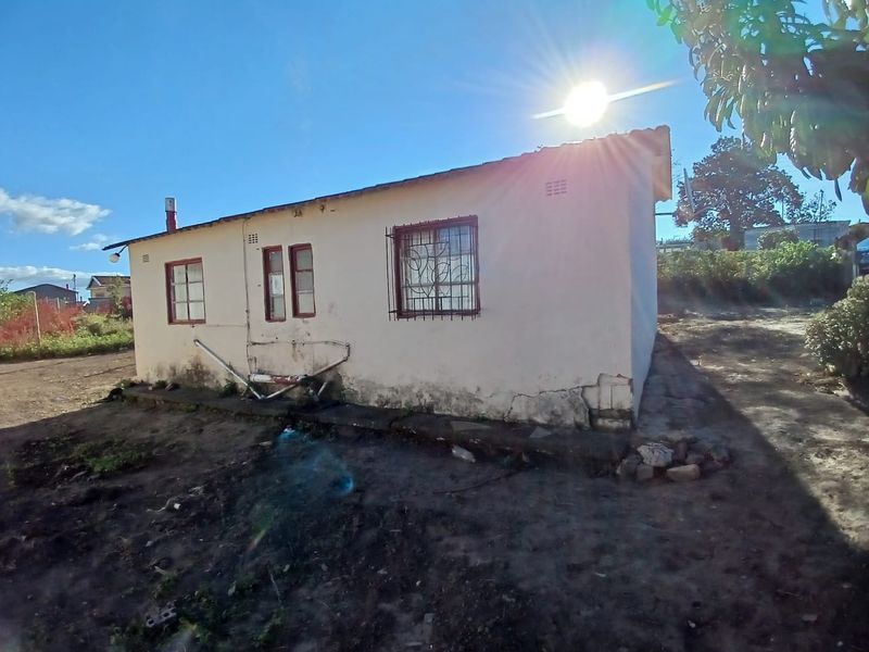 Affordable 4-Room House in the Heart of Mdantsane - Photo 4