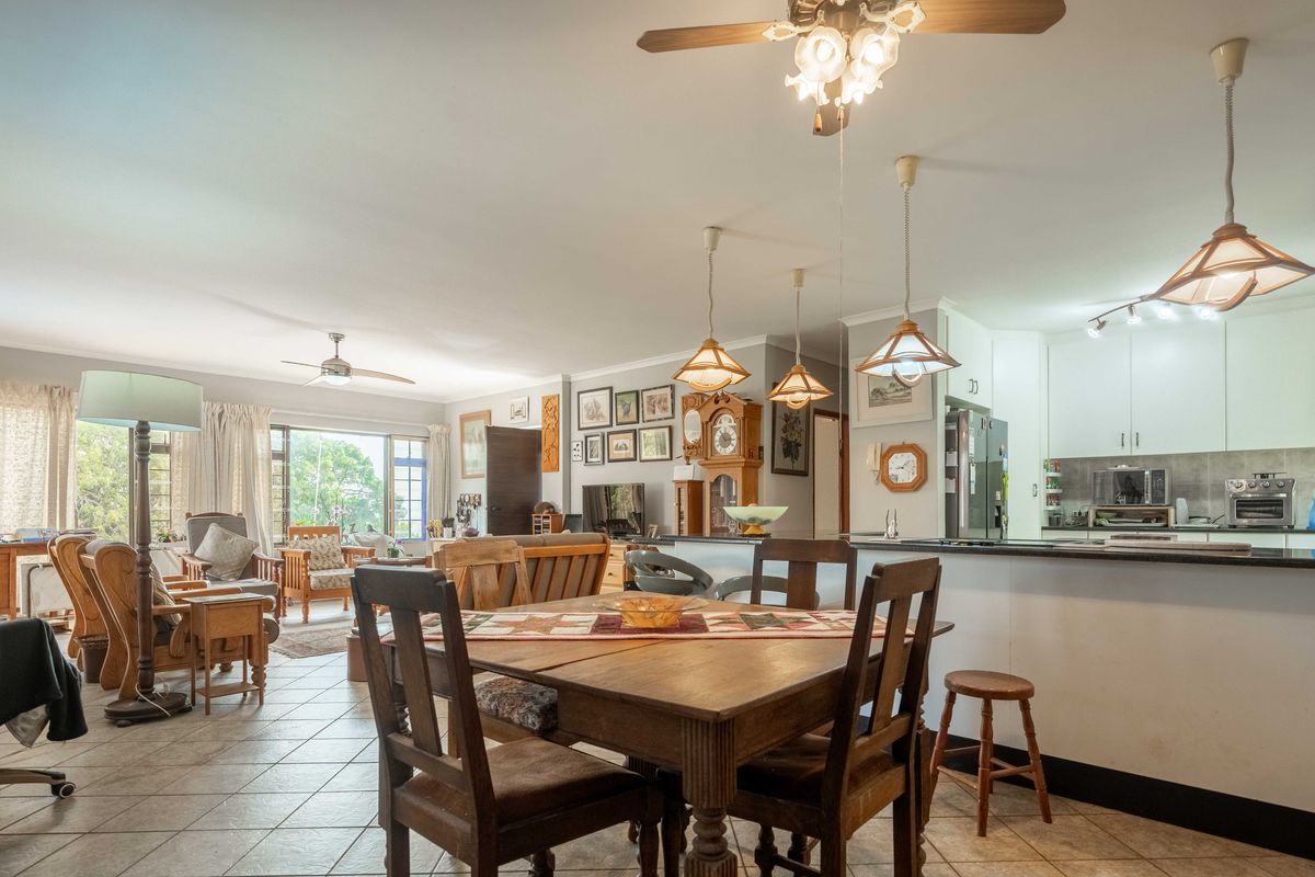 Secure living in Scottburgh - Photo 2