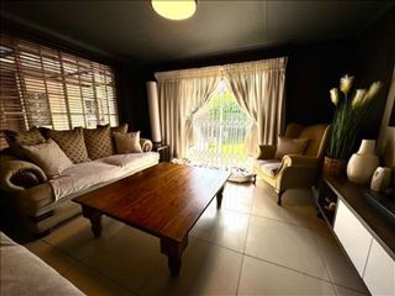 Single Storey Conventional - Photo 8