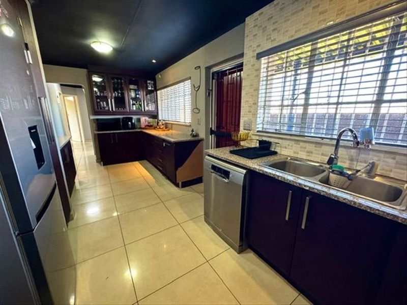 Single Storey Conventional - Photo 5