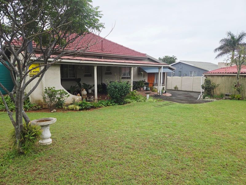 Harbour Views  Level Land Family Home in Ocean View, Bluff - Photo 3