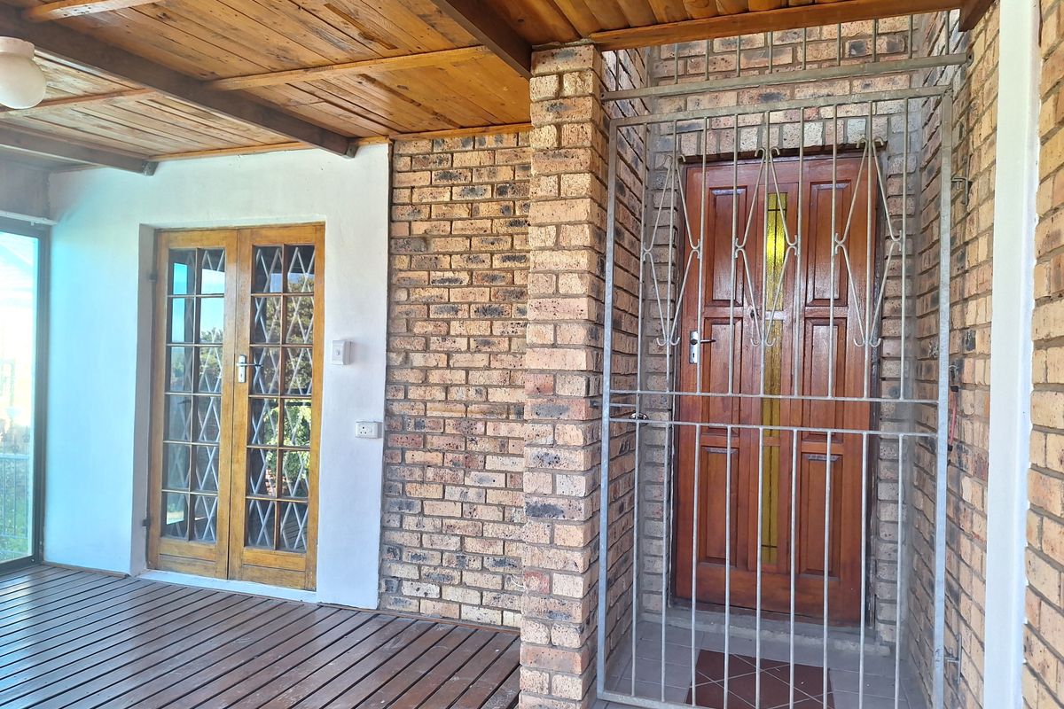 Lovely 2-bedroom home to rent in Strelitzia Park. - Photo 4