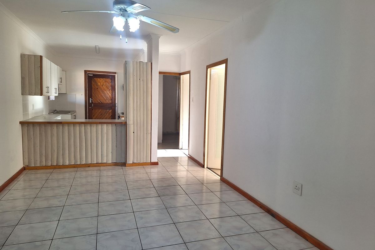 Lovely 2-bedroom home to rent in Strelitzia Park. - Photo 5