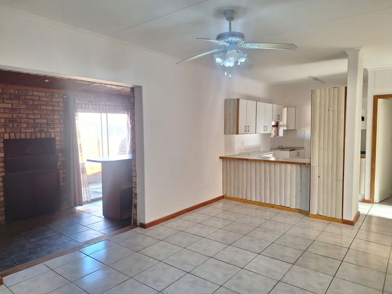 Lovely 2-bedroom home to rent in Strelitzia Park. - Photo 6