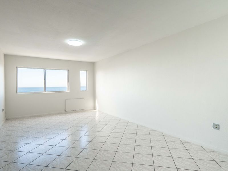 Coastal Charm Meets Comfort  | 2 Bedroom Apartment. - Photo 9