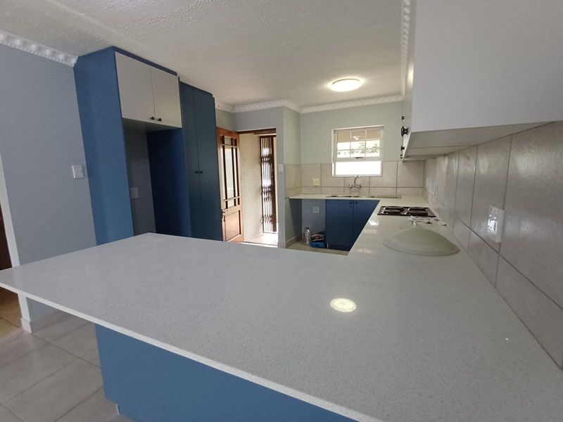 Apartment Rental Monthly In Mossel Bay - Photo 2