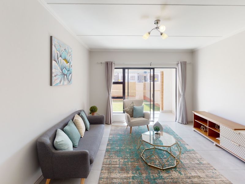 Spacious Modern Ground Floor 2 Bed 1 Bath Apartment with a Private Garden - Photo 9