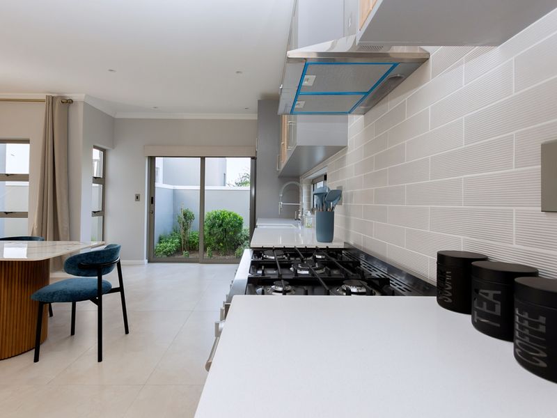 Double-Storey Estate Home Designed for Comfort and Convenience - Photo 10