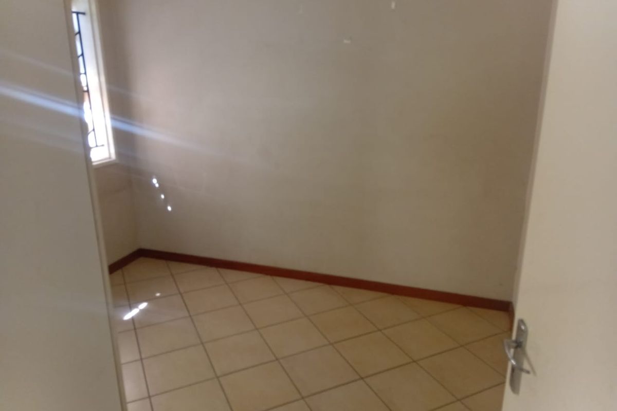 House For Sale at Clewer - Photo 5
