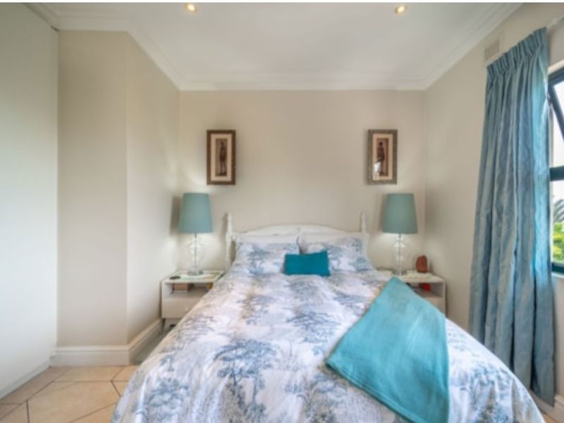Three bed two bathrooms with sea views. - Photo 8