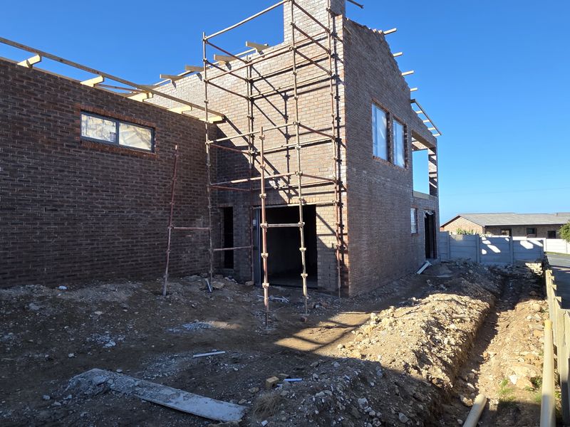 Brand‐new coastal duet with ocean views - Photo 8