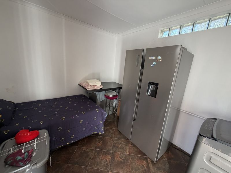 Townhouse For Sale In Louis Trichardt - Photo 8