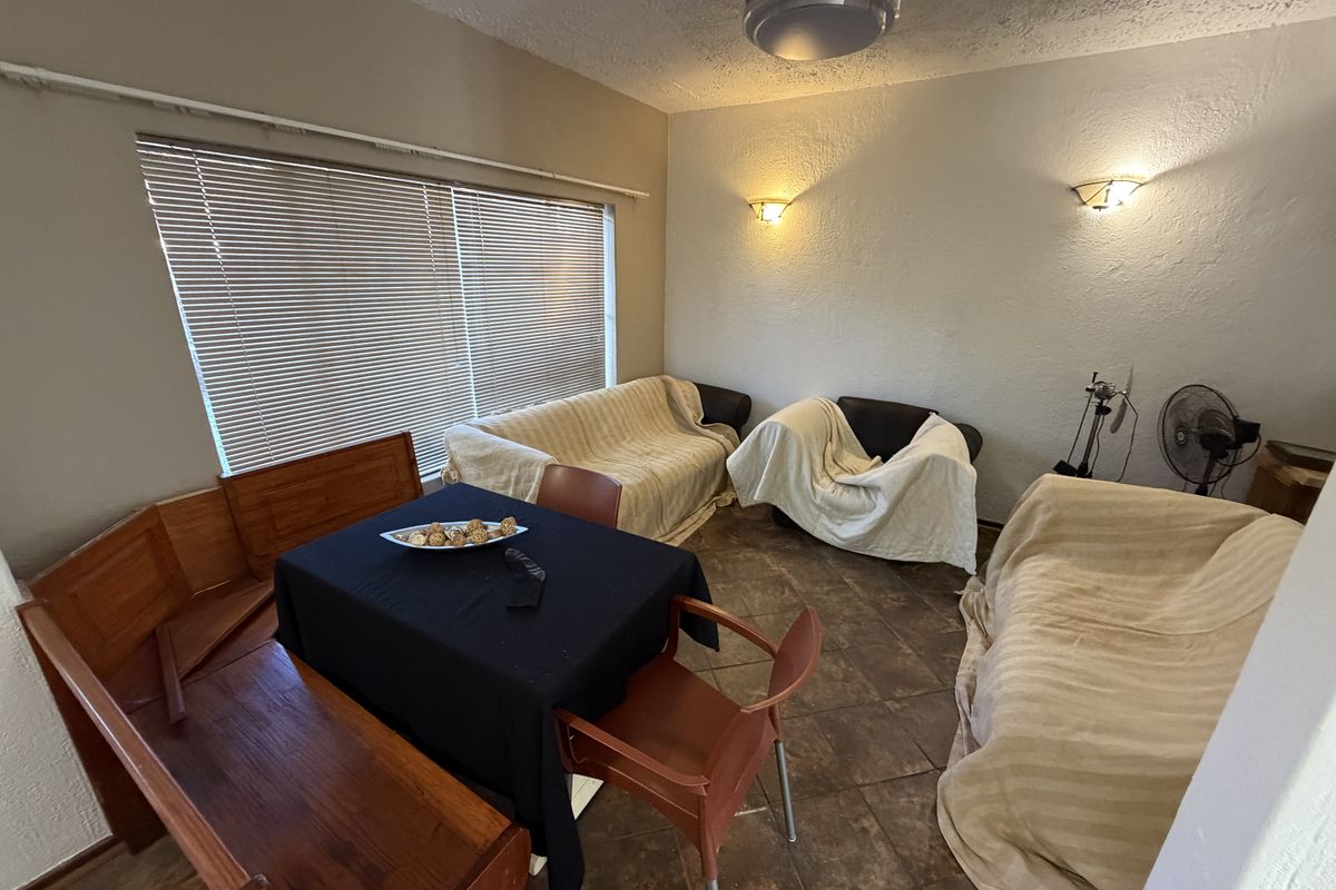 Townhouse For Sale In Louis Trichardt - Photo 5