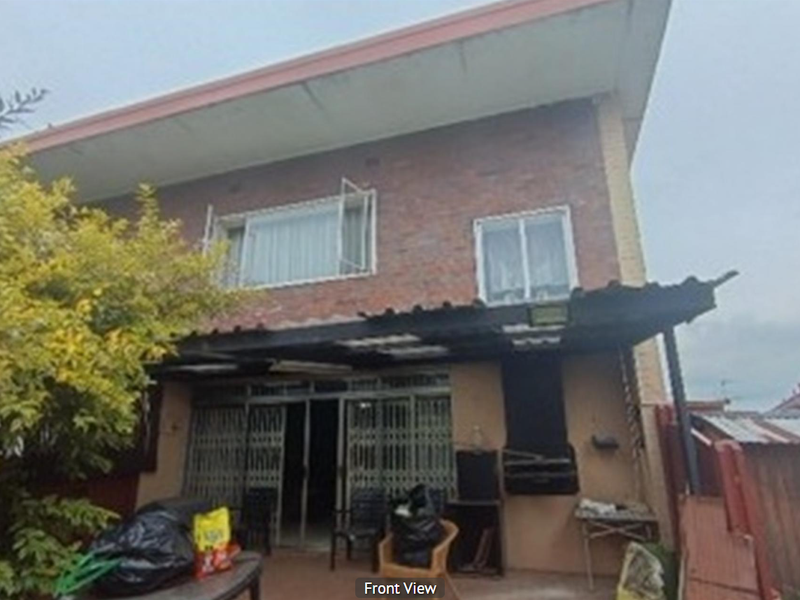 2 Bedroom Duplex Townhouse For Sale – Secure Living with a Private Garden - Photo 5