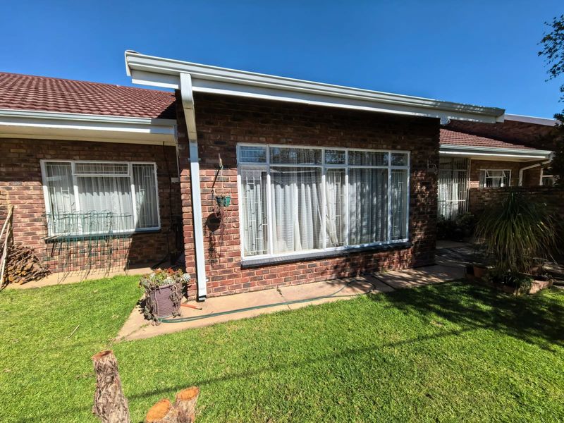 Perfect townhouse for sale in Parys - Photo 2