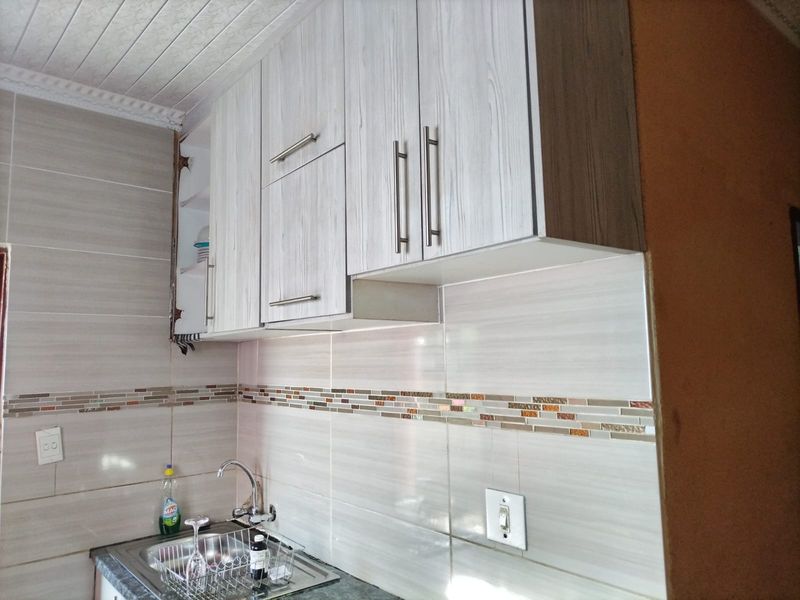 Spacious Family Home with Great Potential - Photo 2