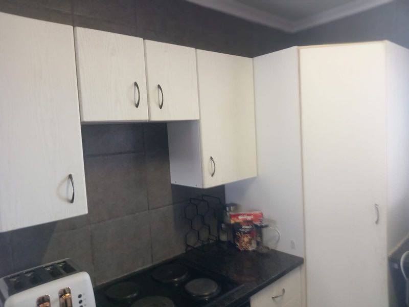 2 bedroom apartment for sale - Photo 5